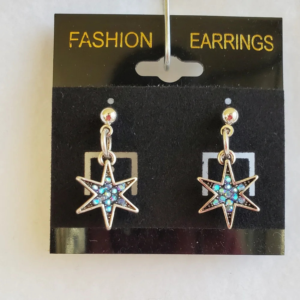 Womens rhinestone star post earrings